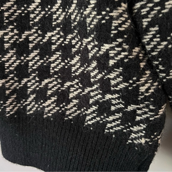 NWT Lush Houndstooth Crew Neck Sweater Medium Preppy Academia Office Career - Picture 5 of 11